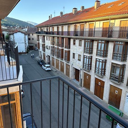 Apartamento Recien Reformado En Ezcaray Exterior photo